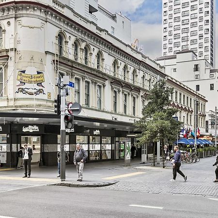 Queen Street Backpackers Auckland Exterior photo