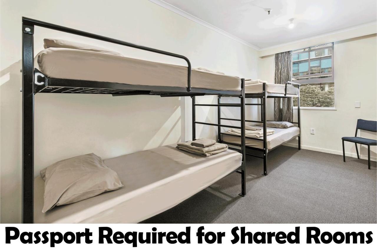 Queen Street Backpackers Auckland Exterior photo